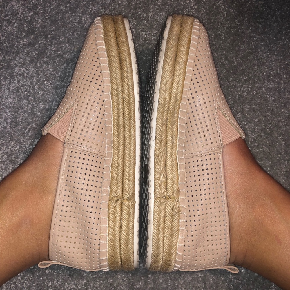 Steve Madden Beige/Tan Espadrilles